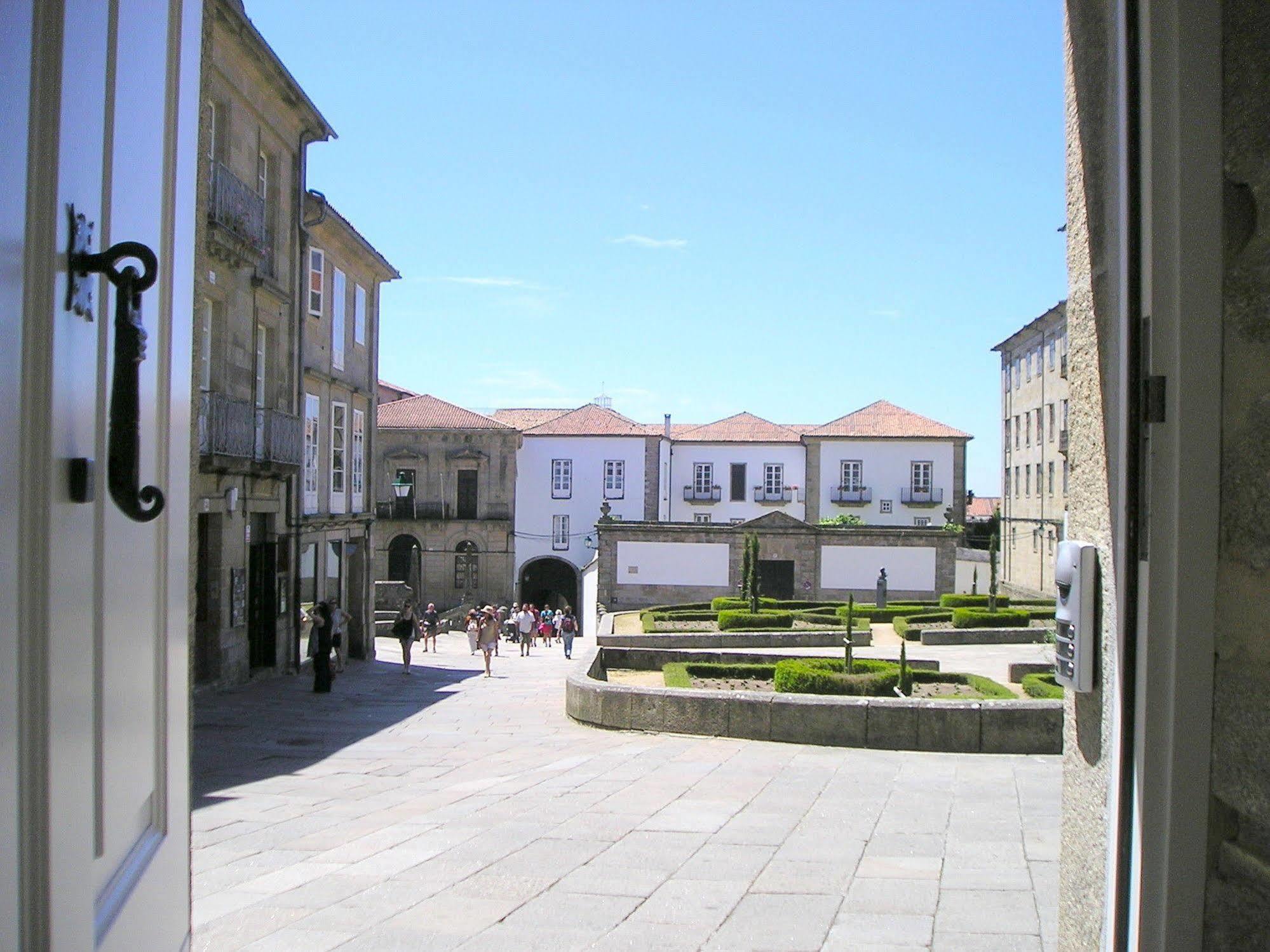 Apartamentos Casa De La Inmaculada Santiago de Compostela Ngoại thất bức ảnh