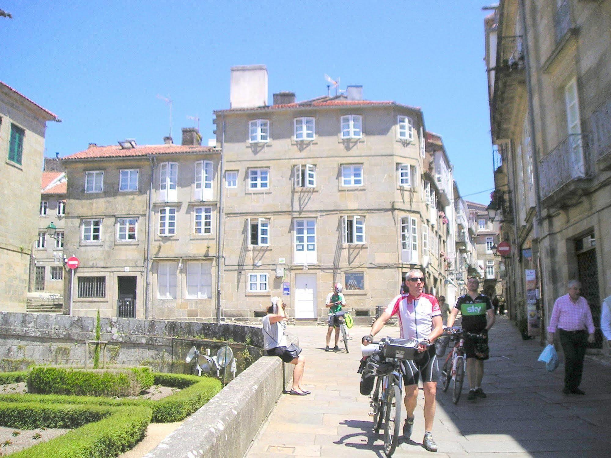 Apartamentos Casa De La Inmaculada Santiago de Compostela Ngoại thất bức ảnh